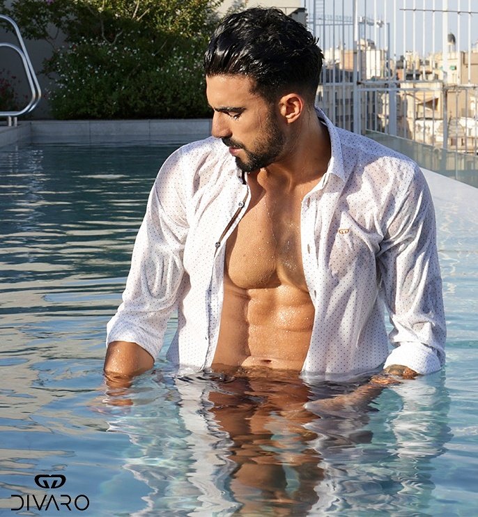 Disfruta del BLACK FRIDAY 🖤 con descuentos del 40% y 50% en todos nuestros artículos!!
👉 <a href="/divaroshop/">DIVARO</a> 💥💥💥
•
🌐 divaro.es
•
#Divaro #DivaroShop #DivaroMayoristas #MadeInSpain #BlackFriday #Túmismo