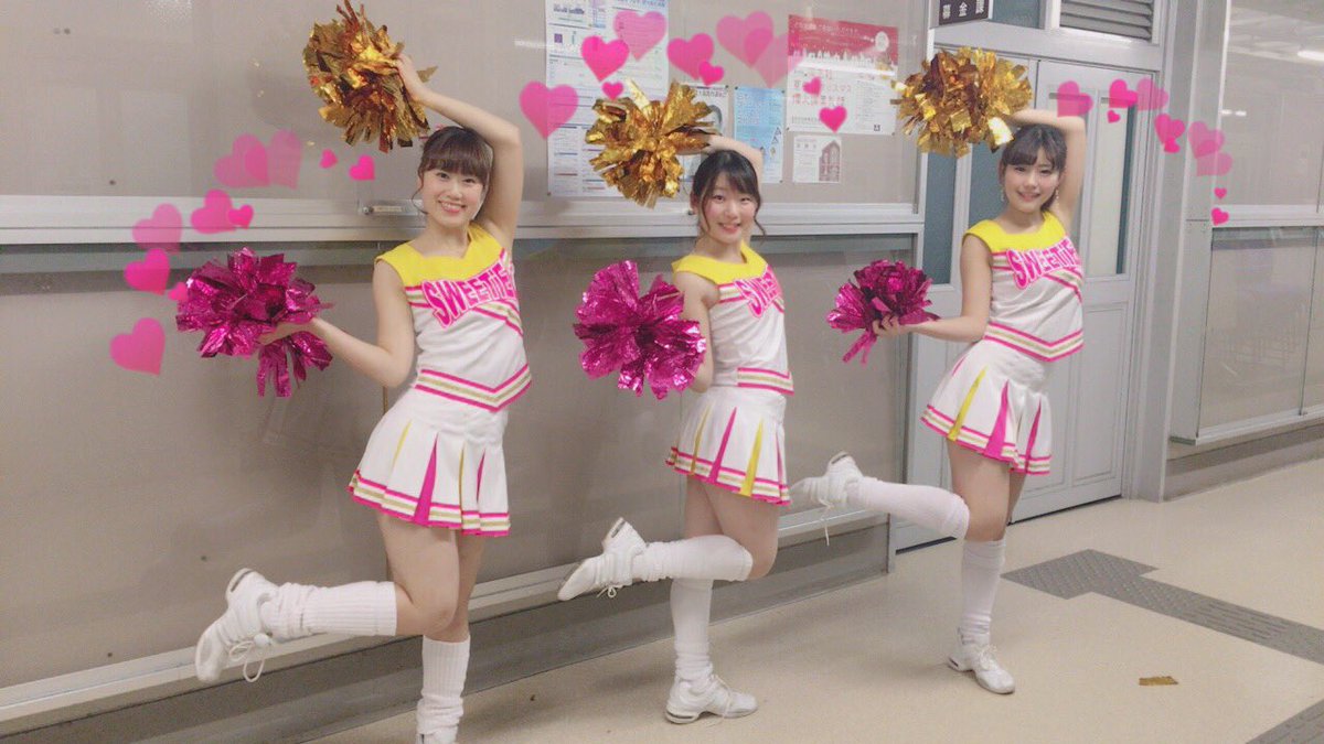 チアリーディングウェア　イエローピンク　同志社 同志社EVEまであと3日🌸】 今日は大学で当日のリハーサル をしてきまし