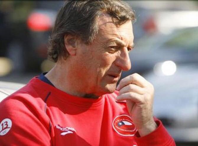 Hasta siempre Profe querido. Gracias por todo lo que nos dejó... un abrazo eterno.