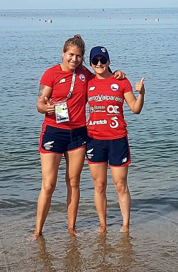 MindepChile's tweet image. ¡ORO EN CANOTAJE! Las 🇨🇱 Karen Roco y María José Mailliard se quedaron con el 1er lugar y la medalla de Oro 🥇 en la prueba C2 500 metros del canotaje de los Juegos #Bolivarianos2017 en Santa Marta 🇨🇴 📸: @cotemailliard