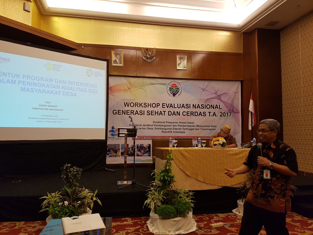 Presentasi Dir Gizi Masyarakat <a href="/KemenkesRI/">Kementerian Kesehatan RI</a> Doddy Izwardi terkait bentuk program&amp;intervensi dlm peningkatan kualitas gizi masy desa di #workshopevaluasiGSC2017 <a href="/KemenDesa/">Fast Track Travel</a>