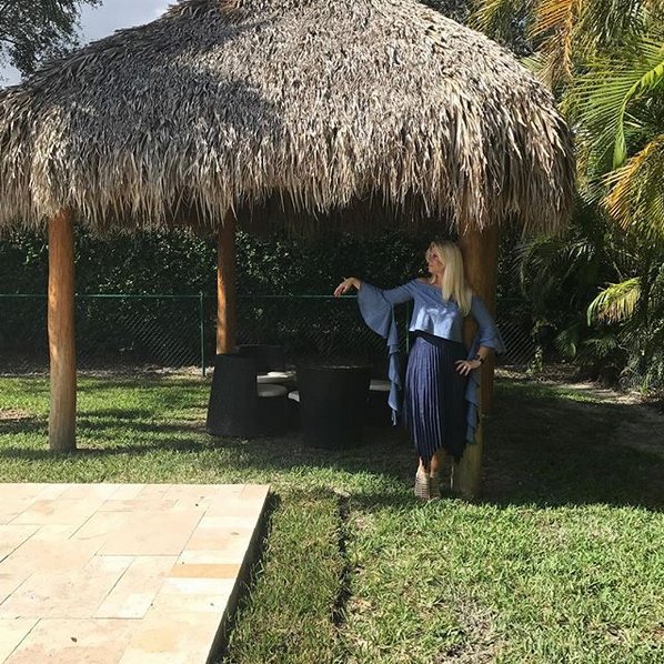 bpbibelot's tweet image. Recordando a Mi Caracas # #encuentroconamigas👠💃🏾#outfitdefindesemana #modaenmovimiento #parklandflorida.