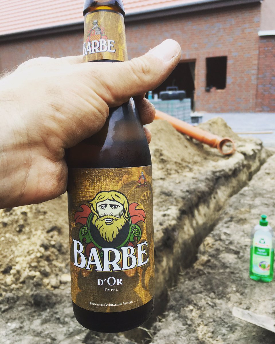 gummibierchen's tweet photo. #KGrohr schachten mit #barbedor #Tripel #craftbeer von der #brouwerijVerhaeghe @BelFamBrewers 🍺#belgianfamilybrewers #belgiancraftbeer #verhaeghe #verhaeghevichte #beergasm #beertastic #beernerd #beergeek #beerporn #beersnob #biertest #craftbier #bierlife #altmarklife #altmark https://t.co/NE8wUIDwSk