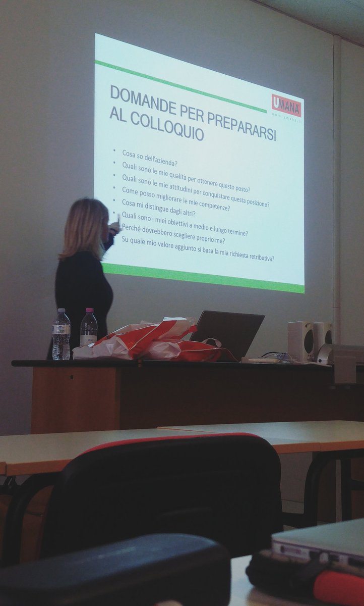 dottosilvia's tweet image. Oggi capiamo come avere successo in un colloquio di lavoro 💪 @IUS_VE