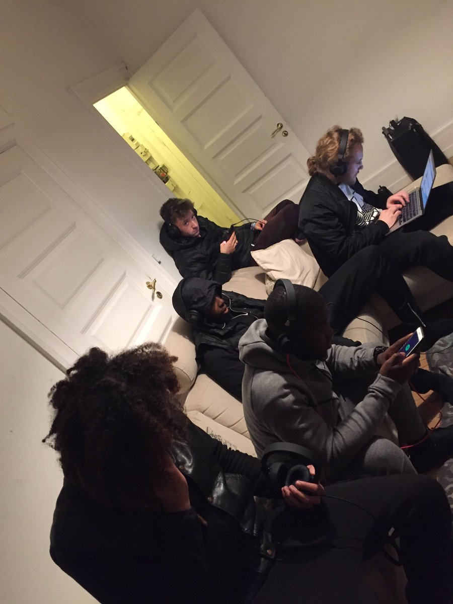 Shouts to <a href="/AIAIAItweet/">aiaiai.audio</a> for the headphone hook up ☄️☄️☄️☄️