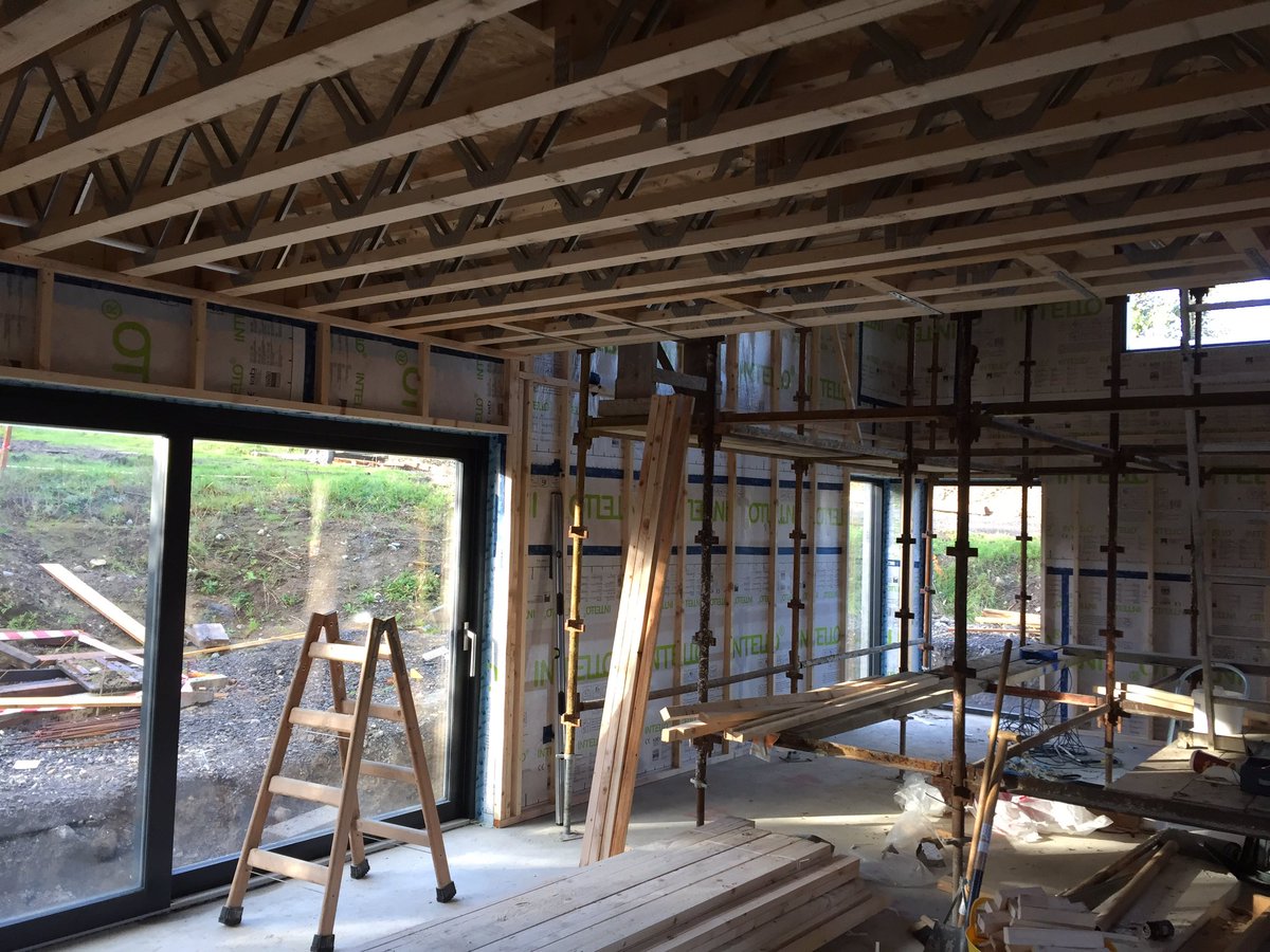 fergal5's tweet photo. #insulate and #airtightness by @bakerinsulation at Clane#823 well advanced with service cavity batten almost completed by Team #NN & #PM. #neat #selfbuild #timberframe with @ecologicalbuild @VELFAC @NovusWindows #upack #extend and #renovate @kore #passiveslab https://t.co/pIJbUMgOLB