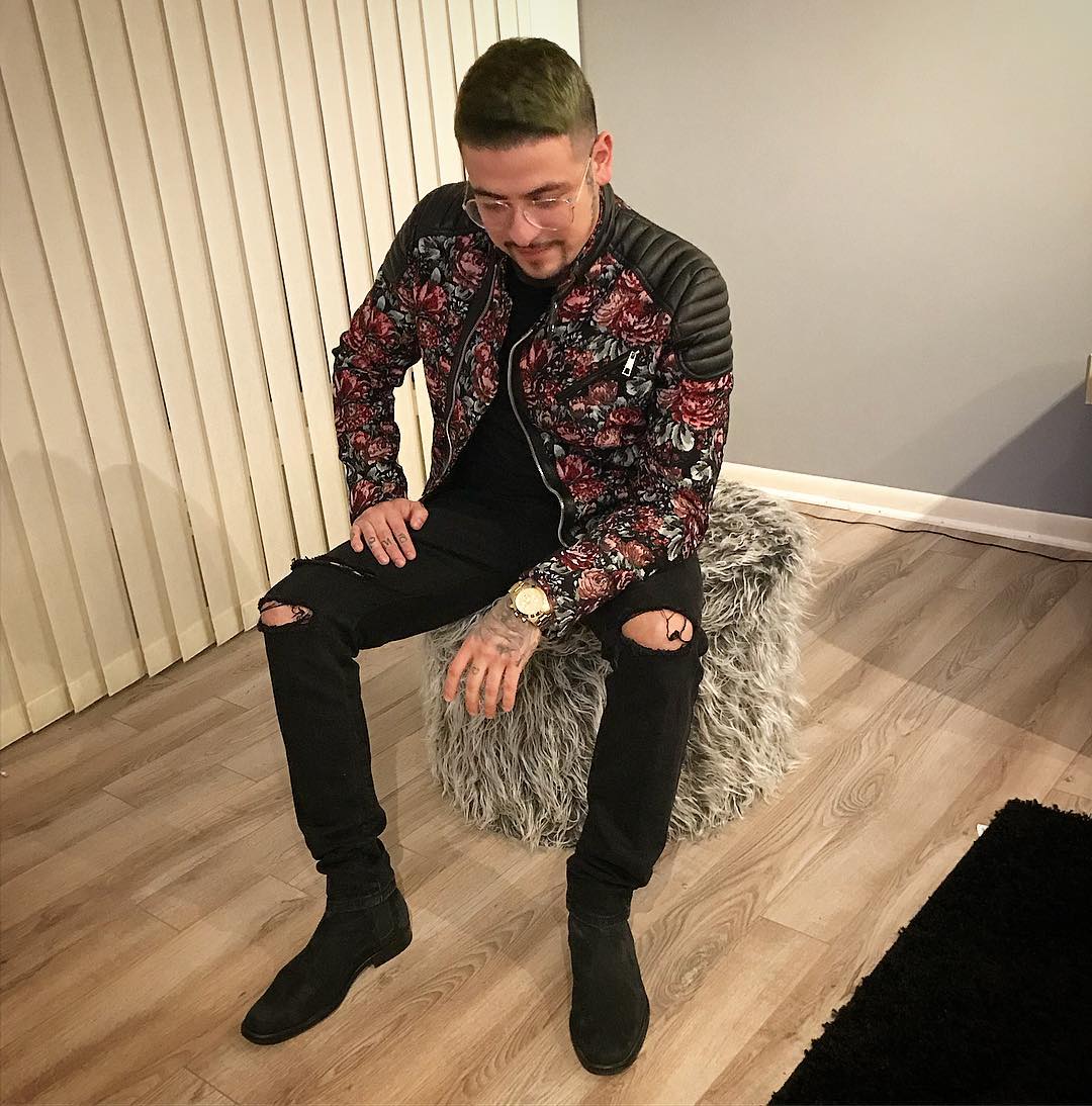 BlackInkChi's tweet photo. Yeah It's Me, In V.I.P. | @TheRealJrdiaz16 #BlackInkCHI #BlackInkCrewChi #jasonderuloeh #9MAG https://t.co/zTjyihf3Zn