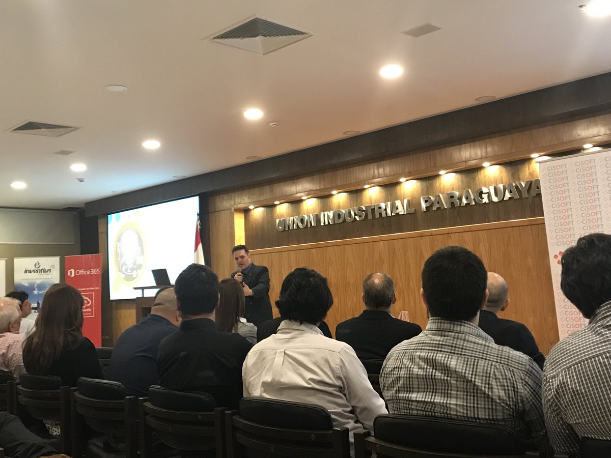 TC_ConsultoraPY's tweet photo. Dijimos presente en la charla de @cisoft !
Actualizándonos, llegó la era de la digitalización! https://t.co/ttgioCxngD