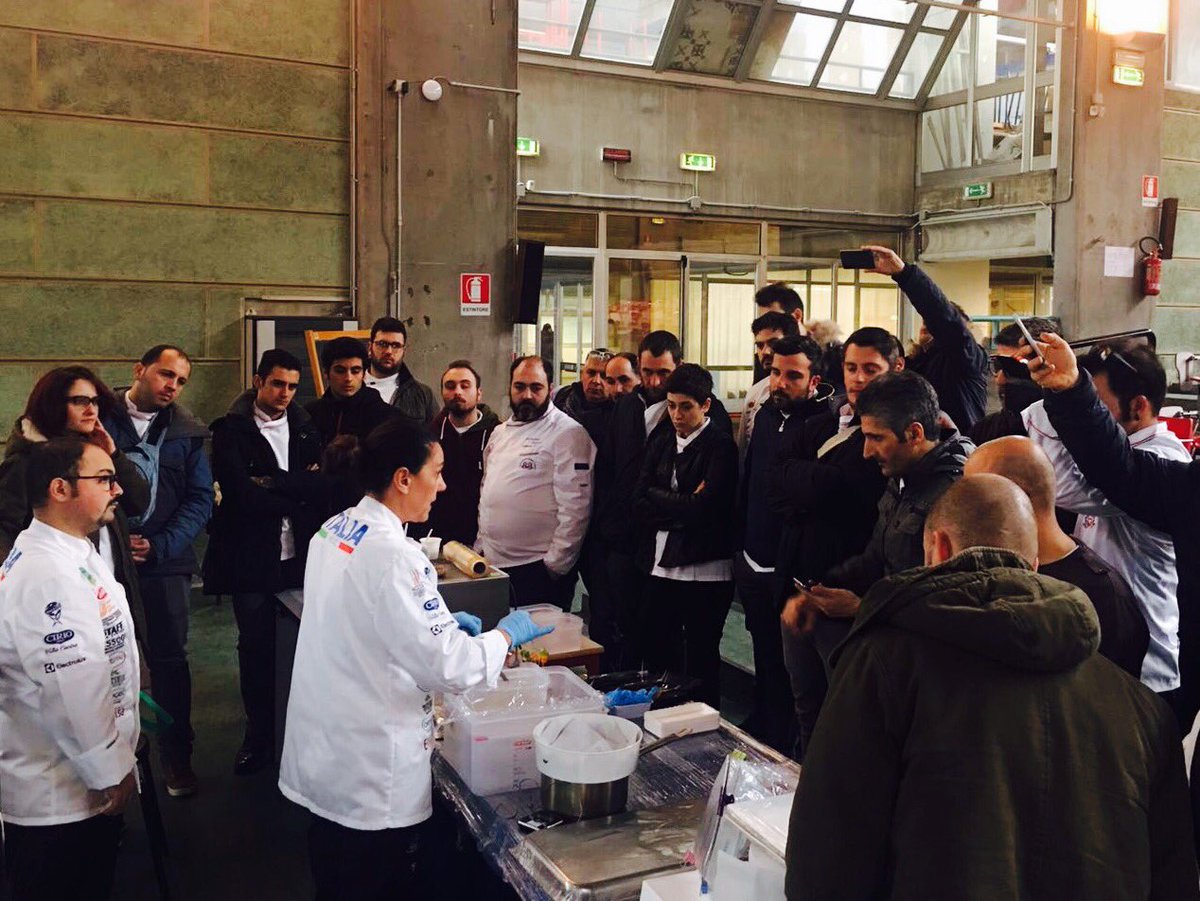 NicNazionale's tweet photo. Come prepararsi alle competizioni di cucina? L'alta formazione NIC&amp;FIC a Firenze con gli chef Fantini, Forgia, Gotti, Ragunì. https://t.co/PBn1gT55le