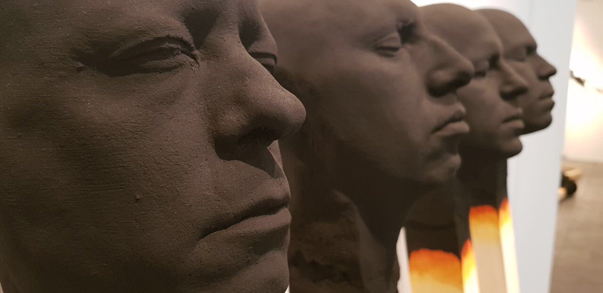 بداية الحلقة بتقرير عن معرض للفنان العالمي ولفغانغ ستيللر في كاليري مارك هاشم وسط بيروت <a href="/MarkHachemBEY/">Mark Hachem Gallery</a>  <a href="/Kalamennas/">kalamennass</a>