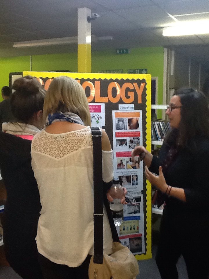 chepstowschool's tweet photo. @Lsariakschool talking about sociology a level and how it's inspired her career aspirations @chepstowAHT https://t.co/TrYNf0am2N