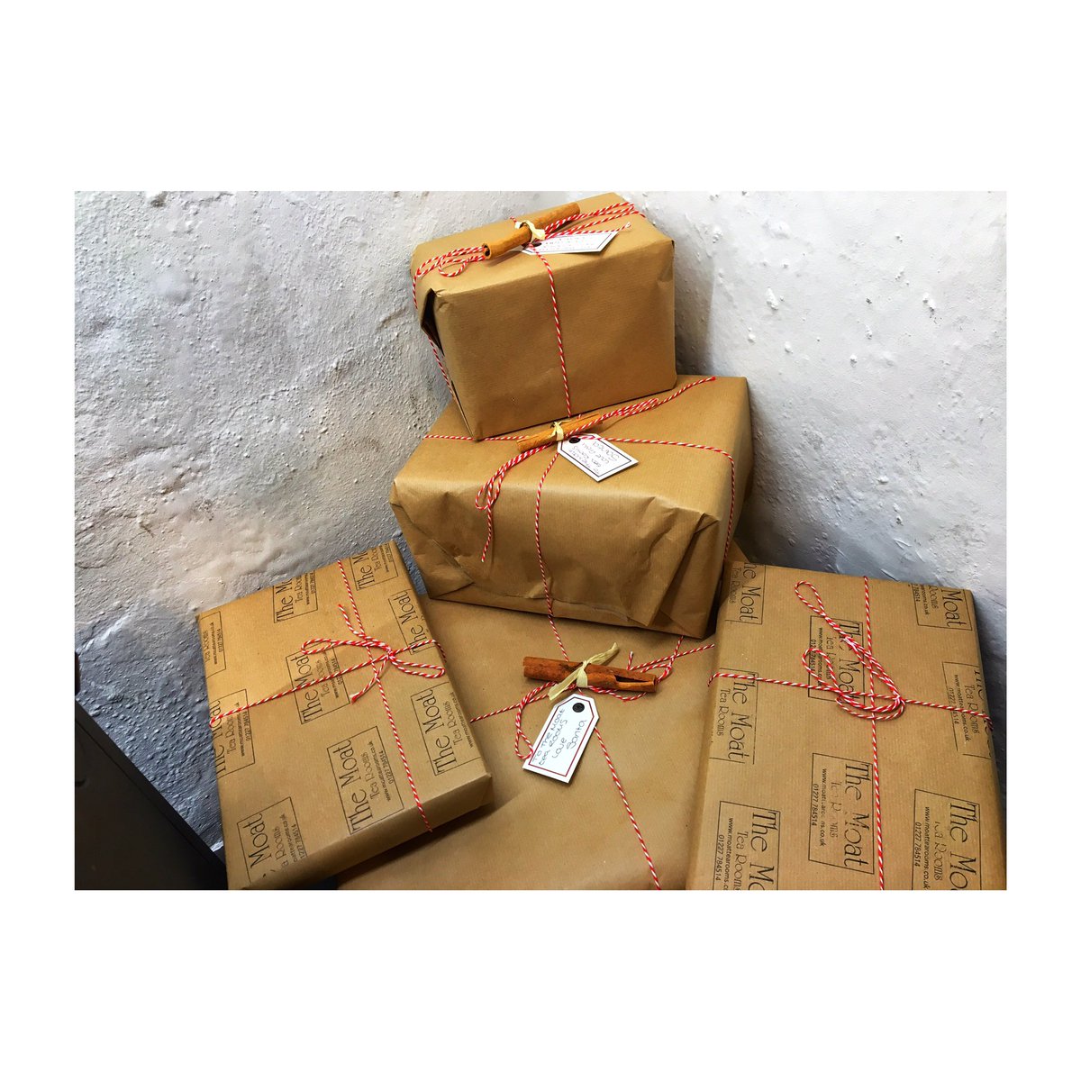 MoatTeaRooms's tweet photo. Christmas has arrived at The Moat Tea Rooms! Just in time for Christmas parties! To book phone: 01227 784514 or email: kitchen@moattearooms.co.uk #staffparty #christmas #tearooms #canterbury #creamtea #hightea #afternoontea #officeparty #themoattearooms https://t.co/B6LFd9XvOX
