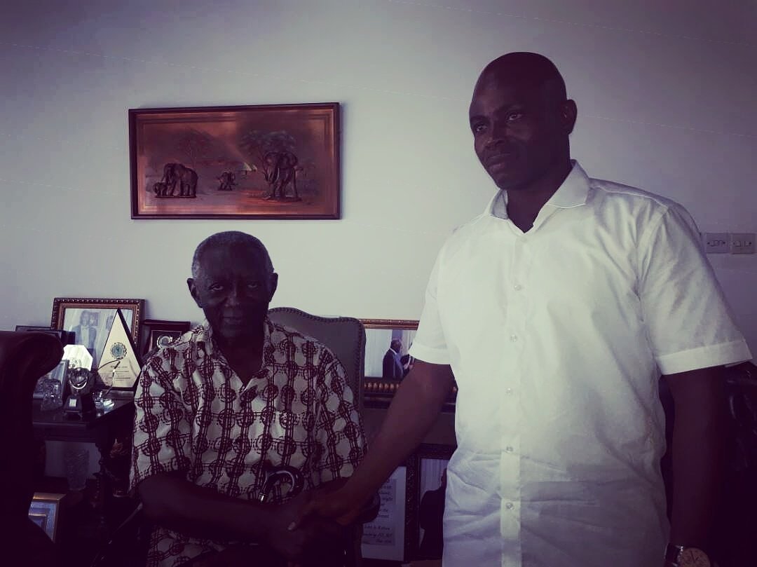 VixGlamNow's tweet photo. RT @CdmFashion: CDM Fashion Couture's CEO pay a visit to Ex-president John Agyekum Kuffuor.
.
.
.
#fashion #fashionweek  #cdmfashion #trapadrive #GainWithXtianDela #fashionstyle #9jatrain #fashiondesigner #fashionleaders #fashionAmbassador #ghanafashion … https://t.co/Il8rwUCcI8