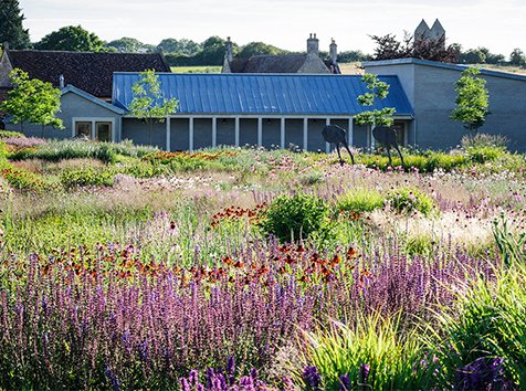 VisualArtsSW's tweet photo. Assistant to Director @HauserWirth #Somerset https://t.co/DveASu7gse #swartjobs https://t.co/BXg2NoJslD