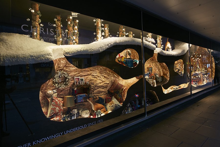 VM &amp; DISPLAY AWARDS: BEST CHRISTMAS WINDOW/S IN A MULTIPLE DEPARTMENT STORE. 
The winner is <a href="/johnlewisretail/">John Lewis & Partners</a> in collaboration with <a href="/HarlequinLondon/">Harlequin Design</a> #VMDA2017