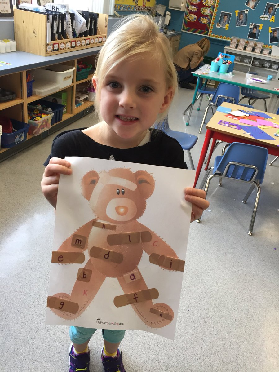 mrstswitz's tweet photo. Letter b- bucking bulls, balloons, bugs, beading &amp; bandaid bear. #bvalleyschool #csd71 https://t.co/BHmDG1PiIH