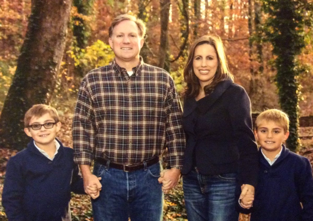 ElectBreakfield's tweet image. Happy Thanksgiving to you and your family!  We are thankful for our many blessings, including family, friends, freedom, health, and the opportunity to serve Hall County. ‘We are blessed enough to know that we are blessed.’  Thank you, John, Astrid, Jack, and Gage