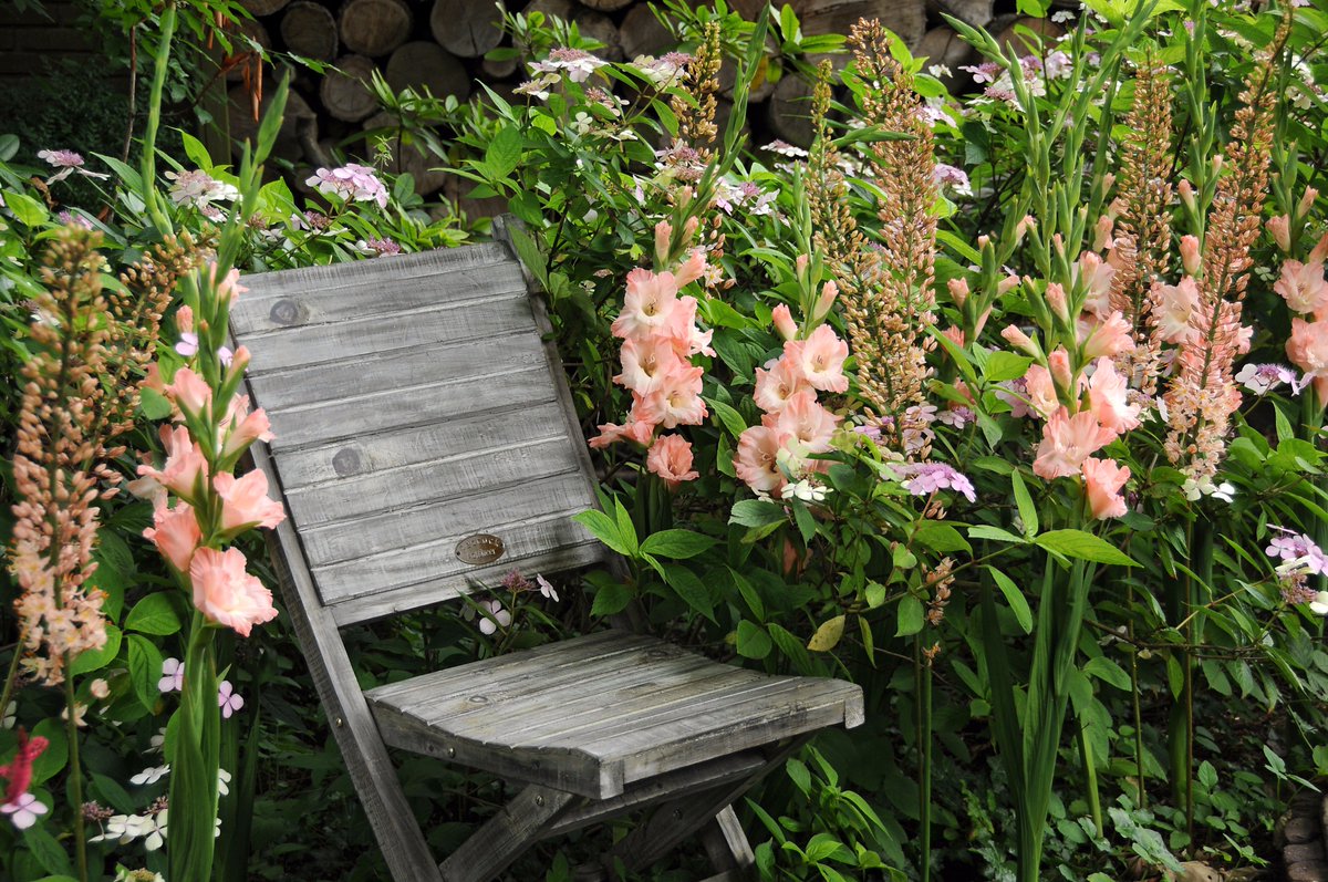 Kapiteyn is opzoek naar een energieke administratieve kracht. Voel jij je aangesproken en heb je interesse? Stuur een mail met je CV en motivatie naar vacatures@kapiteyn.nl. Lees de #vacature voor meer informatie: kapiteyn.nl/nl/vacatures  #kapiteyn