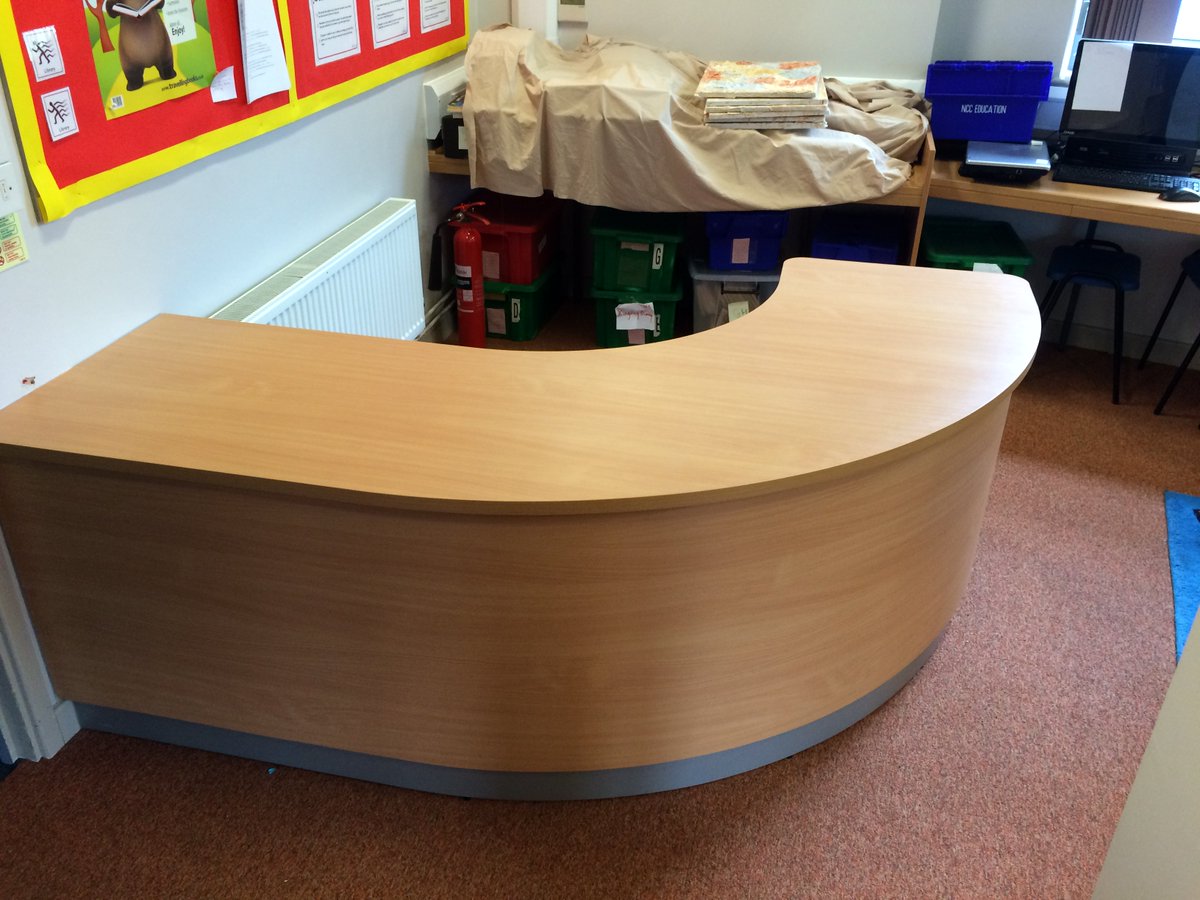 TopClassDesigns's tweet photo. Bespoke desks of all shapes and sizes. #teachers #headsdesk #schools #education #storage #bespoke #desk #tables #furniture https://t.co/HHr30oPYrb