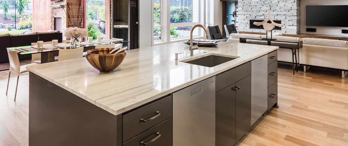 BudgetConst's tweet image. Kitchen Renovation and Design in Chicago with Budget Construction Company - bit.ly/2hlQiW2