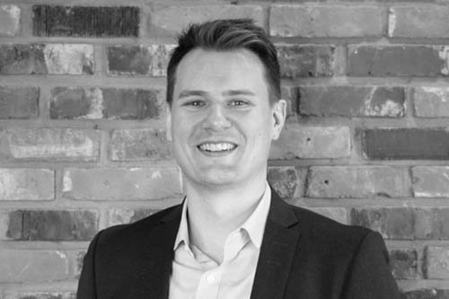 WealthProCA's tweet photo. @RaintreeWM #CIO &amp; CCO Greg Bainbridge shares success story in #financial sector https://t.co/eAX7DlFoGv https://t.co/sfny4n1KTz