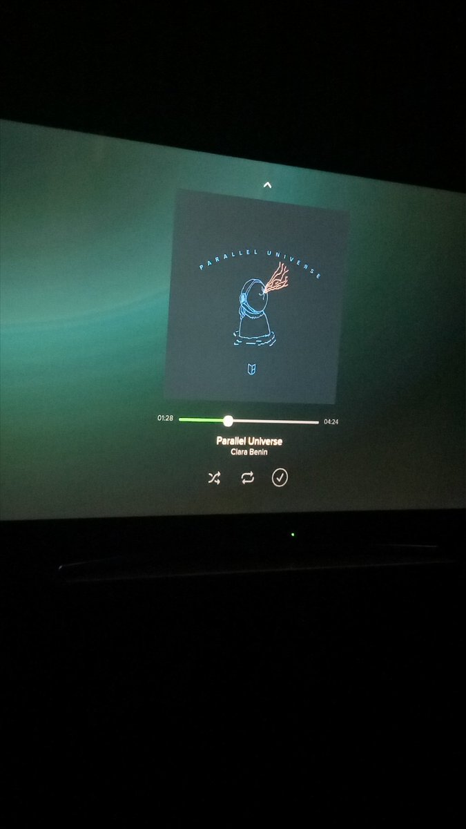 nikkoleyjancp's tweet image. Listening right now!! OMG! Here it is! The Clara Benin feels!!! 😍 #CBParallelUniverse