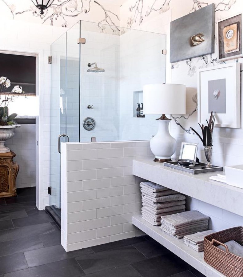 CaesarstoneUSA's tweet photo. More from the @traditionalhome #SouthernStyleNow Show Home! This decadent bathroom features a custom London Grey vanity as designed by Chad James Group: https://t.co/QVqiLuqTRe https://t.co/slNXWngFCv