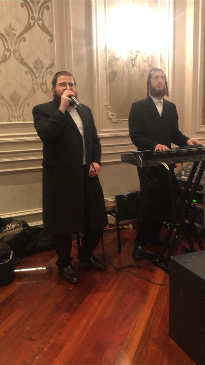 lipco41's tweet photo. Wow what a wedding last night with the talented @HeshyPavel and the phenomenal @sheaberko https://t.co/2UaYuVtiiu