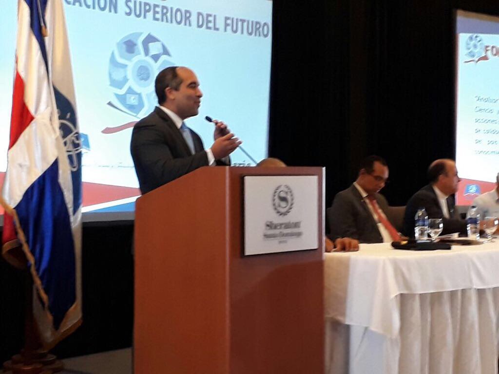 jtavarezr's tweet photo. Felicito a la Ministra @agmsosa por excelente iniciativa del #ForoEducaciónSuperior un honor contribuir @MESCYTRD https://t.co/L0qR6TV05X