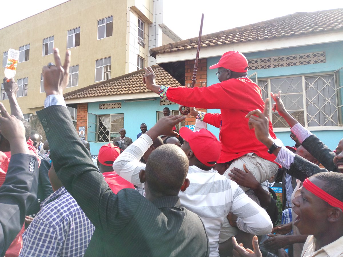BrianAtuheire's tweet photo. @FDCOfficial1 presidential candidate @PatrickAmuriat carried by delegates at the headquarters as they show their support #FDCDecides. https://t.co/DKydbWVeeq