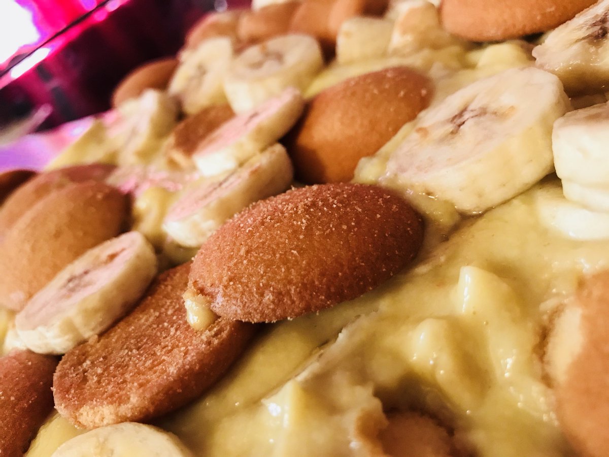 SwishMahoney34's tweet photo. House made banana pudding made with real bananas . #thanksgiving #specialty #gourmet #fresh #nopackage #honeyhillcatering #events #catering #foodporn #foodie #art #philadelphia #philly #chefswish #turkey book your next event @ honeyhillcatering@hotmail.com https://t.co/Xezyu9gqbT