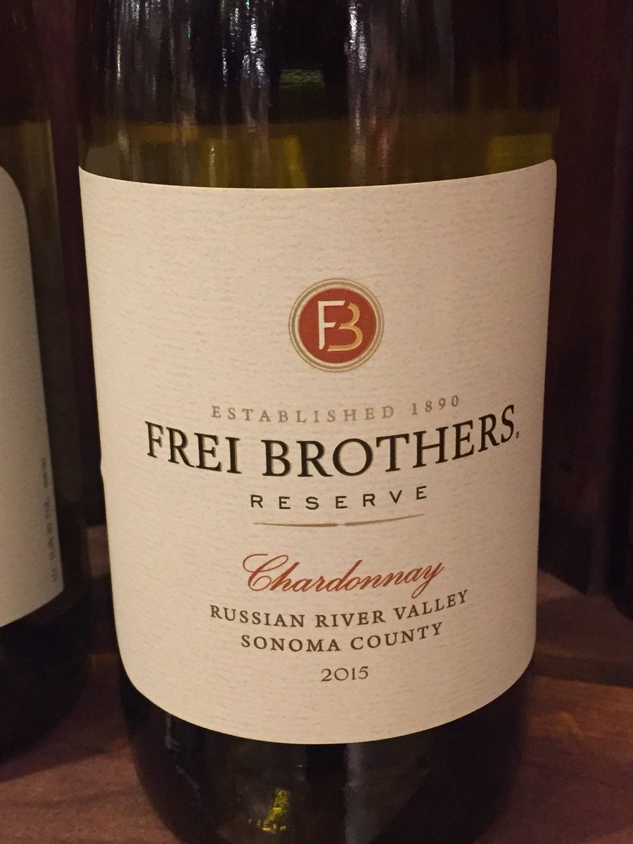 tipsyculinaryqn's tweet photo. Still need wine for Thanksgiving? Try this creamy rich Chardonnay with just enough spice to keep it from being too sweet. Pair with Brie cheese and a walnut topping for a delectable appetizer! https://t.co/yfhsXqriqn