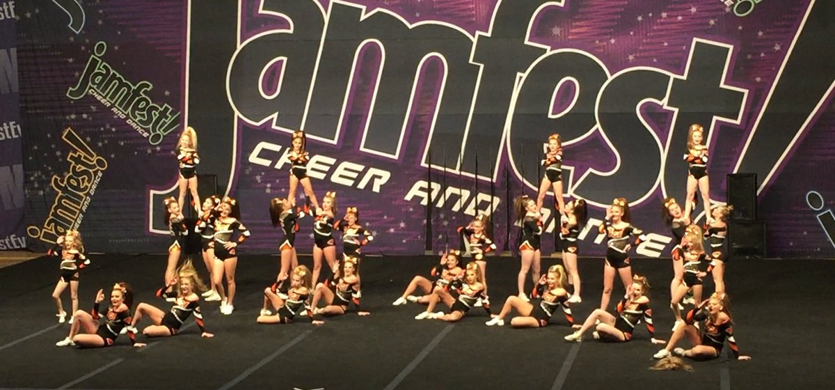 fcaFireOpals's tweet photo. Happy Thanksgiving from your Fire Opals!!🧡🧡🧡 https://t.co/ZQHtGY0VPZ