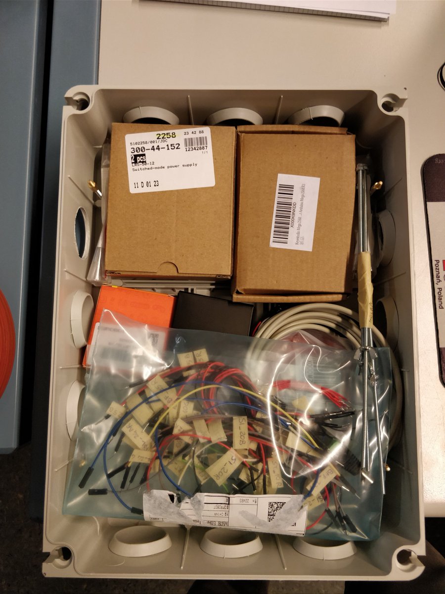 Time to set the box of the 4onse-mod prototype weather station to be shipped in Pakistan!!!