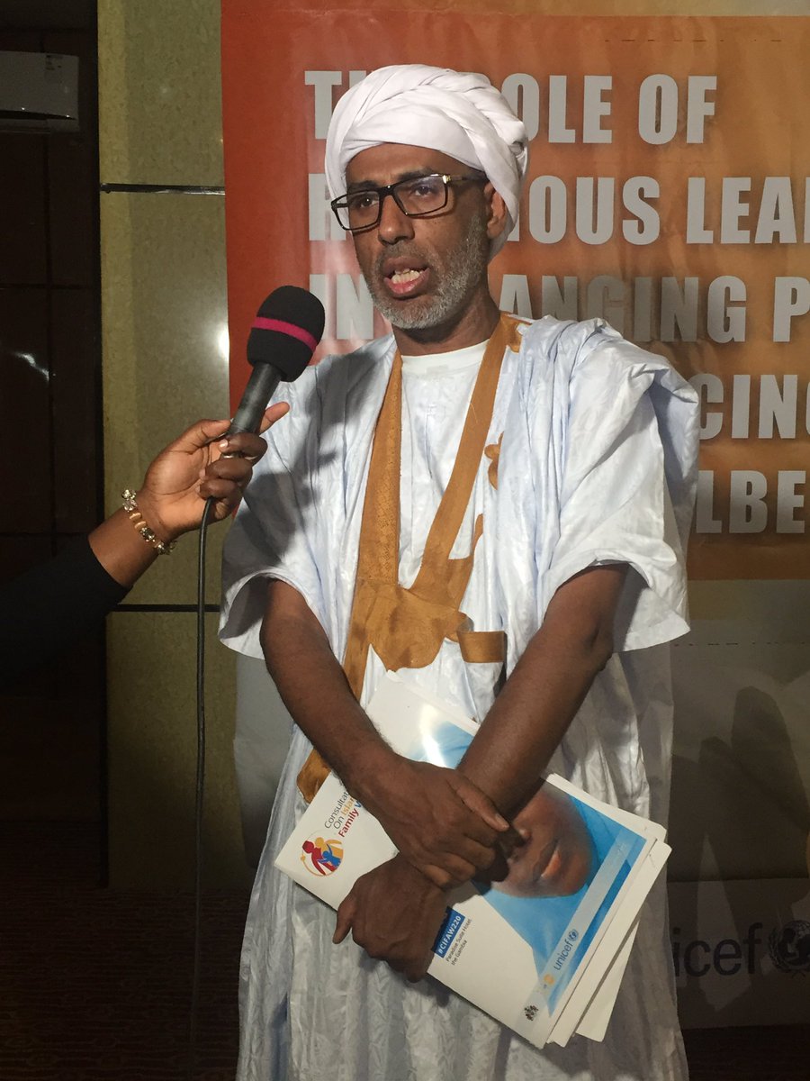 UNFPATheGambia's tweet photo. The Consultation ends today but the sensitisation continues. We will continue working with partners to ensure that we #EndFGM and #EndChildMarriage
#CIFAW220 https://t.co/WAewJDwrra