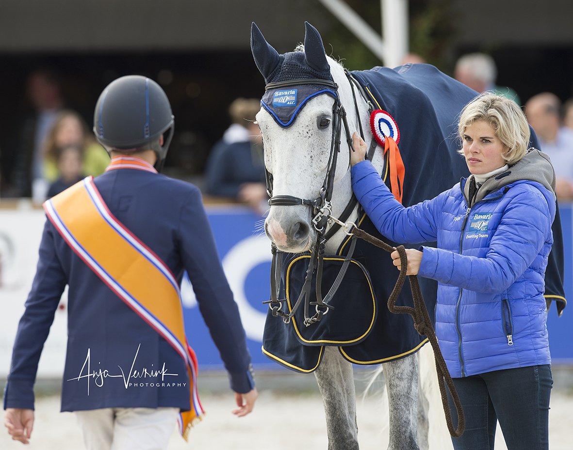 anjaveurink's tweet photo. @tim_lips #timlips @Eventing_Team @militaryboekelo #dutchchampion #eventing #groom #Bayro #horselover #proud #Netherlands #champion https://t.co/3jHQUrwgpw https://t.co/x4YtlVdTfH