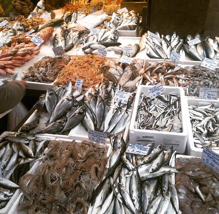 OakmanInns's tweet image. Final day in Bologna for our Head chefs was spent exploring the city and all the food markets it has to offer #chefdevelopment