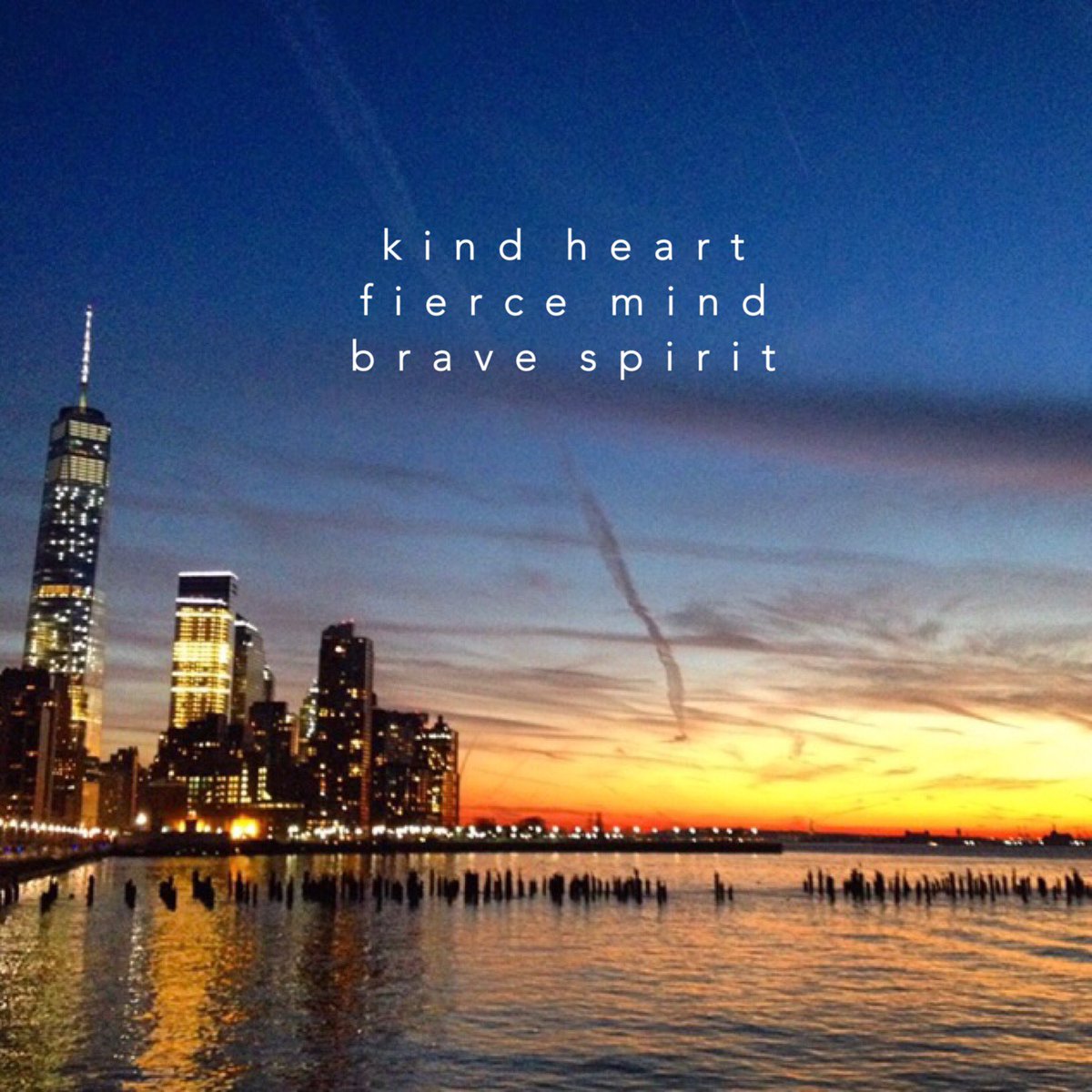 SeraAngels's tweet photo. Gratitude frees our hearts, brings peace for today and inspires dreams for tomorrow 💖✨#HappyThanksgiving2017 ✨#Angels #SeeBelieveSoar https://t.co/C0AV9syGVX