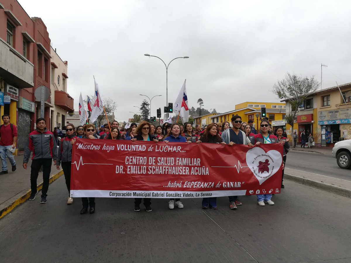 Karlitortiz's tweet photo. Paro 72 hrs APS #LaSerena #porunreajustedigno #Marcha  #Schaffhauser   @ConfusamChile @ematuranad @eldia_cl @MiRadiols @elobservatodo https://t.co/nvU9WSYDRl