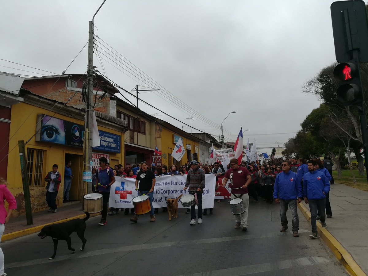 Karlitortiz's tweet photo. Paro 72 hrs APS #LaSerena #porunreajustedigno #Marcha  #Schaffhauser   @ConfusamChile @ematuranad @eldia_cl @MiRadiols @elobservatodo https://t.co/nvU9WSYDRl