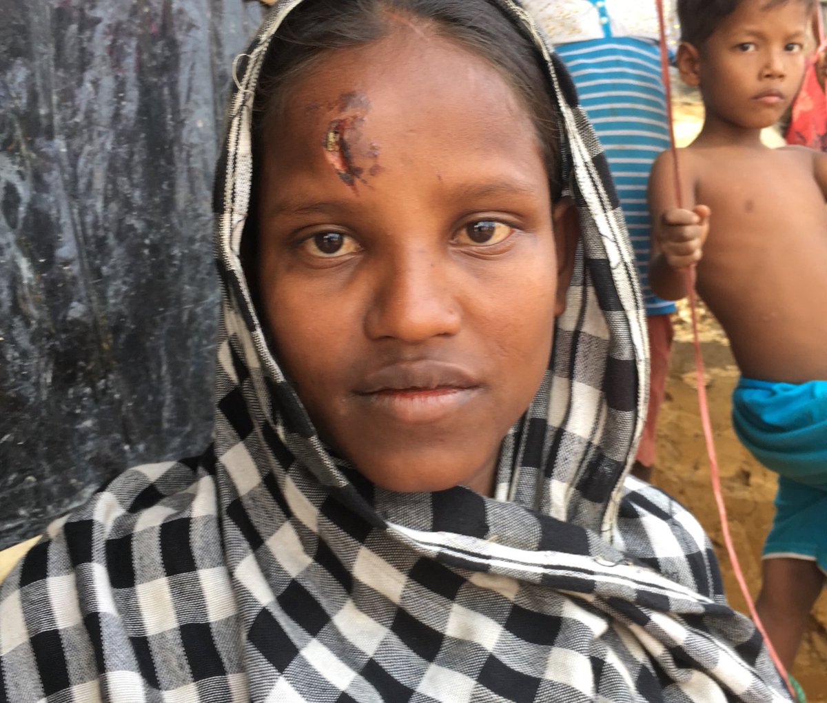 PetersmannS's tweet image. „I rather eat mud than to go back“, said 18 year old Monira the day before #Bangladesh and #Myanmar signed a MoU about the alleged repatriation of #Rohingya refugees. Monira will give birth to her second child in an overcrowded camp in few days from now. @dwnews