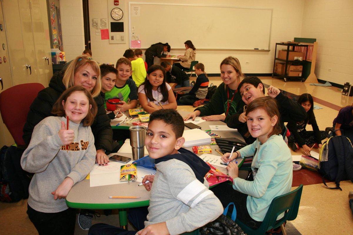GiveABoxOrg's tweet photo. Happy Thanksgiving! 🦃 We are so thankful for the Concord Elementary 4th graders who helped to package 70+ backpacks for the homeless of Chicago this week!

See more photos: https://t.co/1lO0AEGVGC https://t.co/c2W2skS7GU