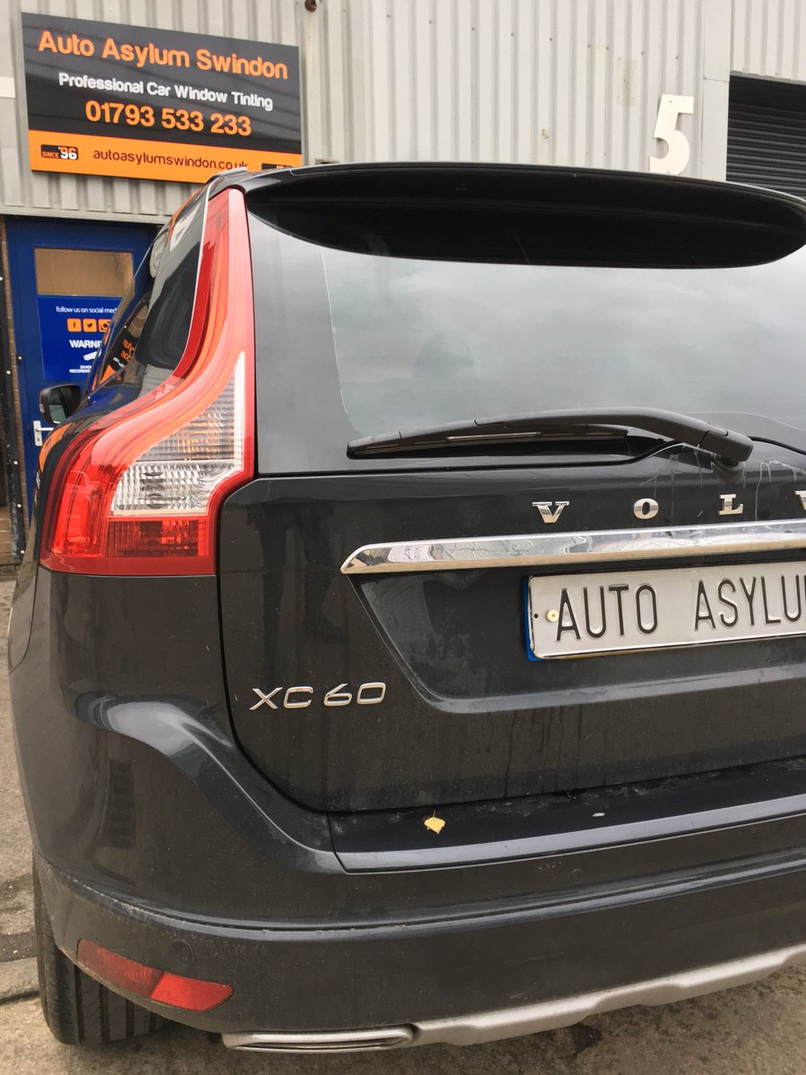 AutoAsylumWilts's tweet photo. We fitted Carbon 18% Dark Smoke Premium Window Film to this #67plate Volvo XC60 from @johnsonscars Swindon.
Professional Window Tinting at Auto Asylum Swindon Ltd #windowtintingswindon #autoasylumswindon #volvo #volvoxc60 #tintedwindows https://t.co/wKzscaNe3M