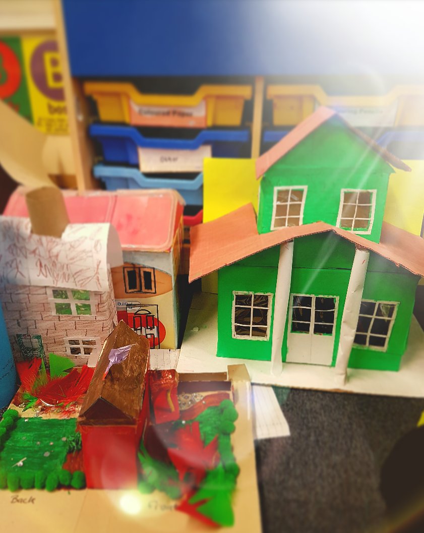 WexhamPS's tweet image. Some pictures of year 2&apos;s amazing project homework! #PBL #enquirylearning #curriculum #homesthroughtime #year2 #ks1 #homework #whatitaughttoday