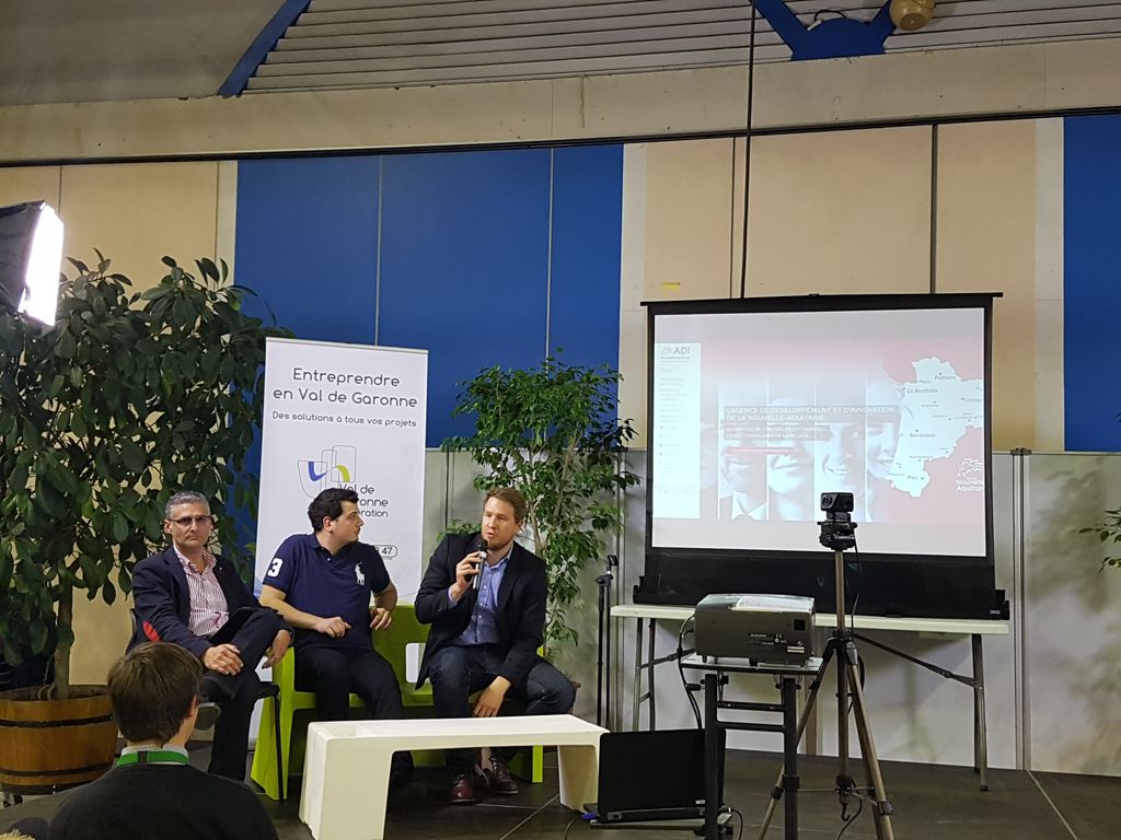 gmaison's tweet photo. En direct de la conférence sur la transition numérique de @AntoineChotard de @ADI_N_A et #BrunoBeltrami de la @CCI47 #NumericDay https://t.co/Uj1ocM5vOU
