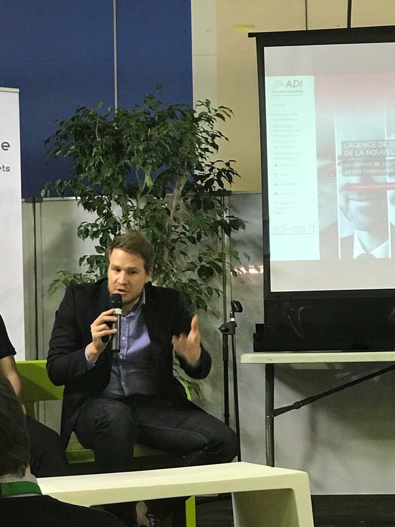 LaurentTRIPIED's tweet photo. Info clés et pratiques sur dispositifs Acc. PME en #tansfonum par @AntoineChotard de @ADI_N_A lors des #NumericDay https://t.co/zIo5PV5O3b