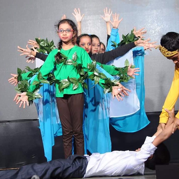 DSRIS_Malad's tweet photo. Here are some of the wonderful moments of ‘Crescendo 2017’ the annual day celebration at #DSRIS https://t.co/wPGE06T4Bh