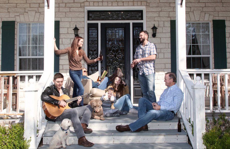 TheFamilyBeer's tweet photo. Happy Thanksgiving from our family to yours! #ffbeer https://t.co/IlZiAMoNsV