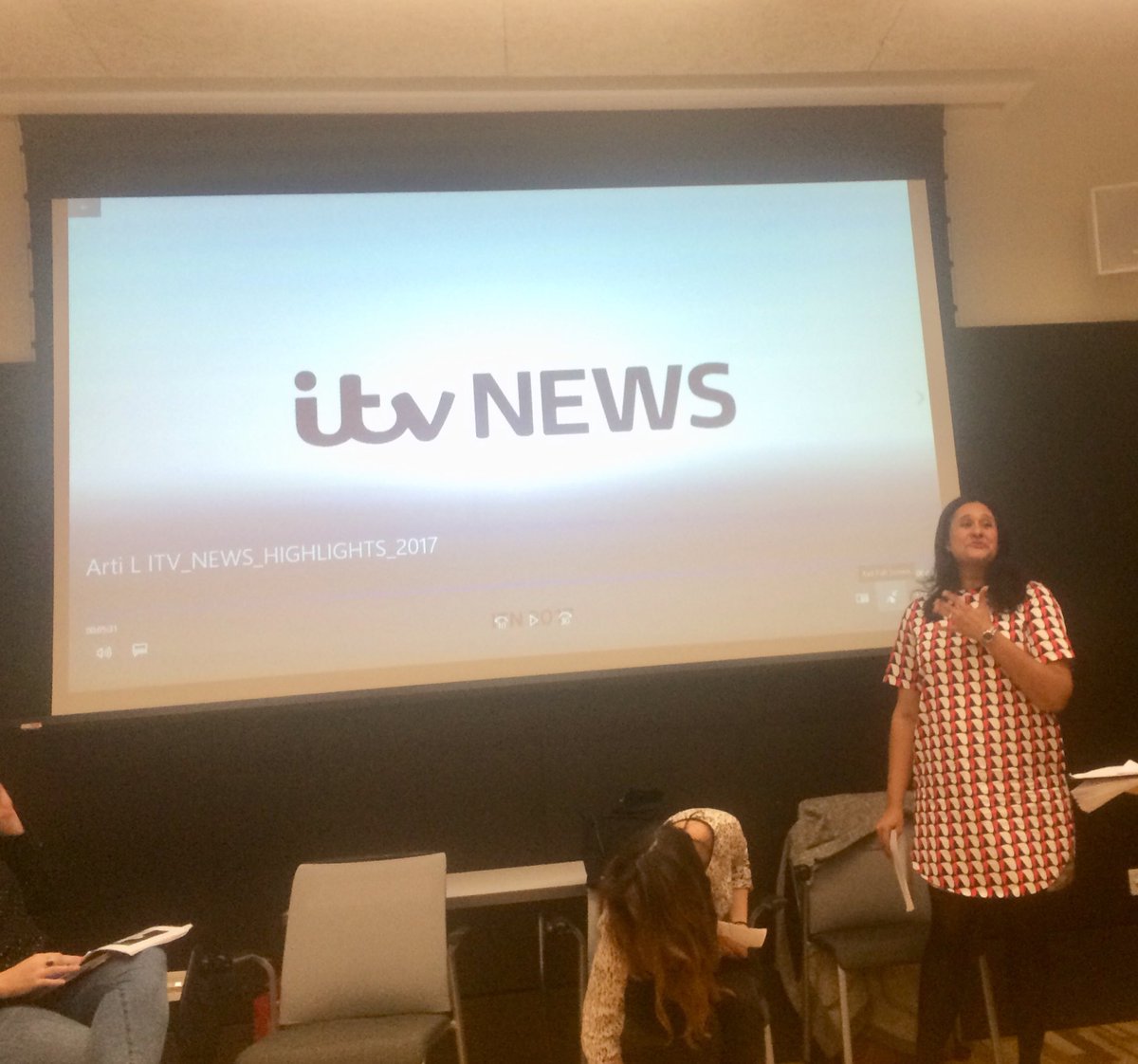 MarianBlondeel's tweet photo. @artilukhaitv explains #NGOs are eyes and ears for @ITV who rely on them to get access to the field and hands on knowledge #BondComms https://t.co/AxKQ6ixghT