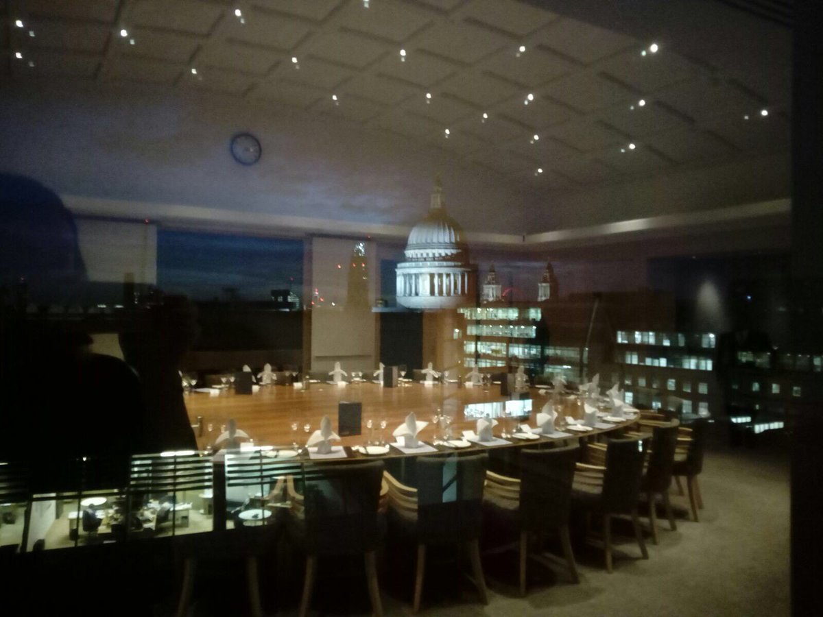 HollyAMackay's tweet photo. Hosting dinner tonight with @thenutmegteam @moneyfarmUK @ScalableCapital @evestoruk @AJBellYouinvest @iiidiscussion @Schroders @blackrock @MoolaTeam @InvestecClick @Wealthsimple @wealthify_com @pensionbee @AvivaUK @boringmoney  &amp; others to talk #robo and making investing BETTER! https://t.co/GyPz6Xdgpr